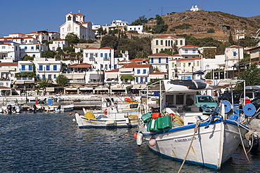 Batsi harbour, Andros, Cyclades Islands, Greek Islands, Greece, Europe