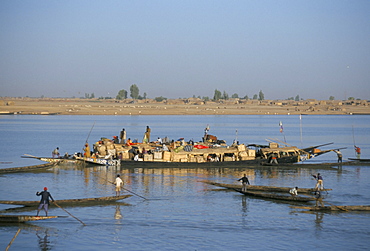 Boats on the Bani river, Mopti, Mali, Africa