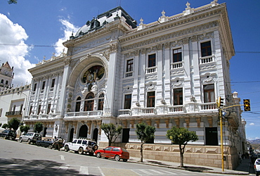 Colonial building, Plaza 25 de Mayo, Sucre, Bolivia, South America