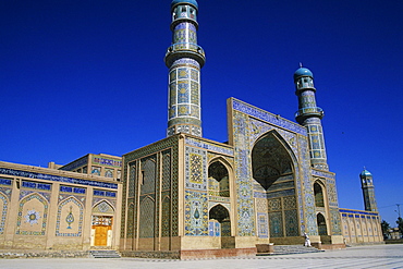 Friday Mosque (Masjet-eJam), laid out in 1200 by the Ghorid Sultan Ghiyasyddin, on the site of an earlier 10th century mosque, restoration started in 1943, Herat, Afghanistan, Asia