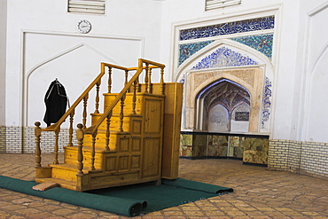 The mihrab in the Friday Mosque or Masjet-eJam, built in the year 1200 by the Ghorid Sultan Ghiyasyddin on the site of an earlier 10th century mosque, Herat, Herat Province, Afghanistan, Asia