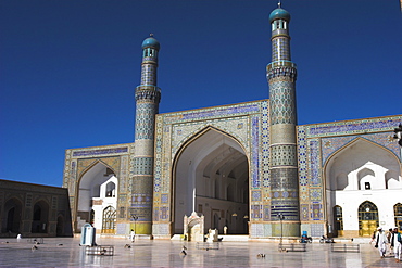 Courtyard of the Friday Mosque or Masjet-eJam, built in the year 1200 by the Ghorid Sultan Ghiyasyddin on the site of an earlier 10th century mosque, Herat, Herat Province, Afghanistan, Asia