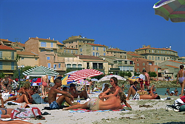 People on the beach, Ile Rousse, Corsica, France, Mediterranean, Europe