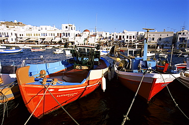 Harbour with fishing boats, Mykonos Town, island of Mykonos, Cyclades, Greece, Europe