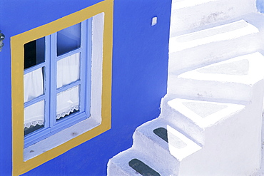 Detail of brightly painted house in Oia, Santorini (Thira), Cyclades, Greece, Europe