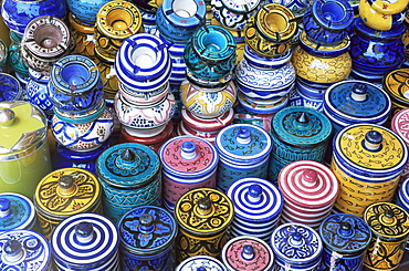 Ceramics for sale in the souk in the Medina, Marrakesh (Marrakech), Morocco, North Africa, Africa