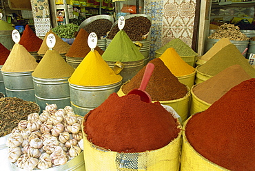 Spices for sale in the Mellah (old Jewish Quarter), Marrakech, Morocco, North Africa, Africa