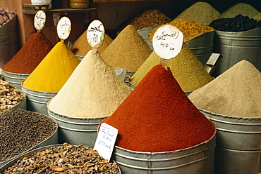 Spices for sale in spices souk, The Mellah (old Jewish quarter), Marrakech, Morocco, North Africa, Africa