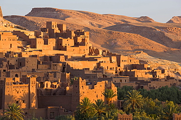 Kasbah Ait Benhaddou, backdrop to many Hollywood epic films, UNESCO World Heritage Site, near Ouarzazate, Morocco, North Africa, Africa