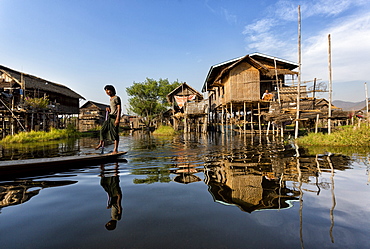 Houses built on stilts in the village of Nampan on the edge of Inle Lake, Shan State, Myanmar (Burma), Asia