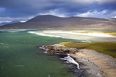 View across the beach at Seilebost towards Luskentyre and the hills of North Harris, Seilebost, Isle of Harris, Outer Hebrides, Scotland, United Kingdom, Europe 