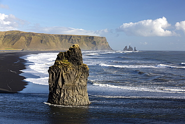 Dramatic coastline from Dyrholaey, looking towards Reynisdrangar, near Vik Y Myrdal, South Iceland, Polar Regions