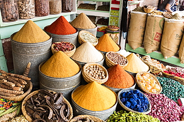 Display of spices and pot pourri in spice market (Rahba Kedima Square) in the souks of Marrakech, Morocco, North Africa, Africa