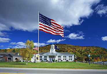 The Stars & Stripes in front of the Heritage Centre, White Mountain National Park, New Hampshire, New England, United States of America, North America