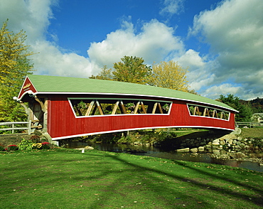 Covered bridge at Conway, New Hampshire, New England, United States of America, North America