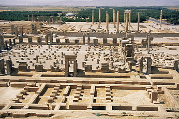 Palace of a Hundred Columns in foreground with the Apadana behind, Persepolis, UNESCO World Heritage Site, Iran, Middle East