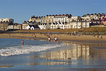 People on the beach at Portrush, County Antrim, Ulster, Northern Ireland, United Kingdom, Europe