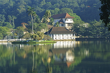 Temple of the Tooth, houses a tooth relic of the Buddha, Kandy, Sri Lanka