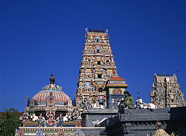 Ornately carved dome and tower of the Hindu Temple in Colombo, Sri Lanka, Asia