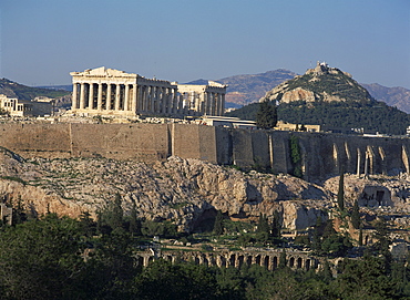 Acropolis, UNESCO World Heritage Site, from opposite hillside, Athens, Greece, Europe