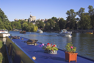 River Thames and Windsor Castle, Berkshire, England, United Kingdom, Europe