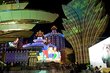 Gran Lisboa Casino at night, Macau, China, Asia