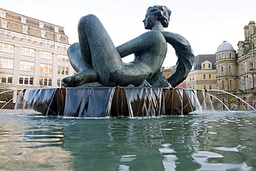 The River statue and fountain, nicknamed the Floozie in the Jacuzzi, Victoria Square, Birmingham, England, United Kingdom, Europe