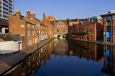 Canal area, Birmingham, Midlands, England, United Kingdom, Europe