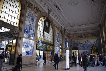 Tiled walls depicting historical events, Porto, Portugal, Europe