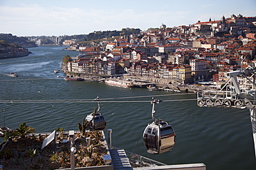 River Douro and old town of Ribeira, Porto, Portugal, Europe