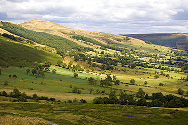 Hollins Cross and Lose Hill ridge, Castleton, Dark Peak, Peak District National Park, Derbyshire, England, United Kingdom, Europe