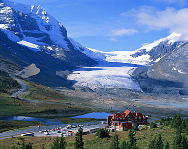 Roadside building dwarfed by the Athabasca Glacier in the Jasper National Park, UNESCO World Heritage Site, Alberta, Canada, North America