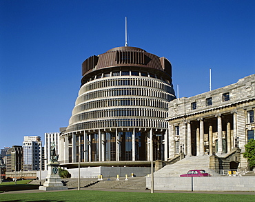 Old Parliament building and the Beehive, Wellington, North Island, New Zealand, Pacific