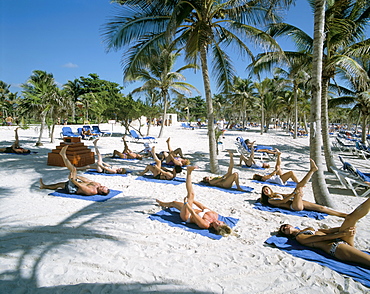 Yoga on the beach, Cancun, Quintana Roo, Yucatan, Mexico, North America