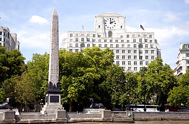 Cleopatra's Needle with Shell Mex buillding in background, London, England, United Kingdom, Europe