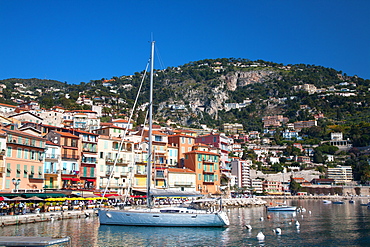 Colourful buildings along waterfront, Villefranche, Alpes-Maritimes, Provence-Alpes-Cote d'Azur, French Riviera, France, Mediterranean, Europe