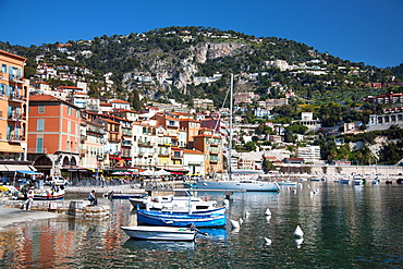 Colourful buildings along waterfront, Villefranche, Alpes-Maritimes, Provence-Alpes-Cote d'Azur, French Riviera, France, Mediterranean, Europe