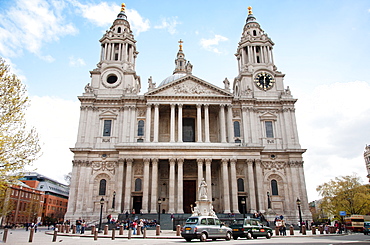 St. Paul's Cathedral entrance, London, England, United Kingdom, Europe