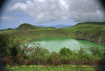 Crater lake at Manengouba, western area, Cameroon, West Africa, Africa