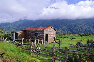 Woolshed, Arthur's Pass road, Canterbury, South Island, New Zealand, Pacific