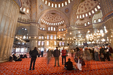 Interior Blue Mosque open for tourists and pilgrim built by Sultan Ahmet I in 1609, designed by architect Mehmet Aga, Istanbul, Turkey, Europe