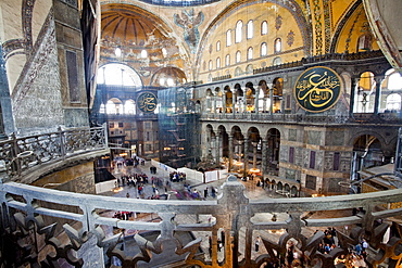 Byzantine architecture of Aya Sofya (Hagia Sophia), constructed as a church in the 6th century by Emperor Justinian, a mosque for years, now a museum, UNESCO World Heritage Site, Istanbul, Turkey, Europe