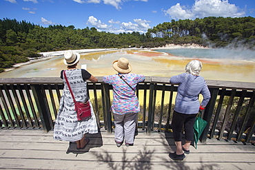 Tourists at the Champagne Pool, hot springs, Waiotapu Goethermal Wonderland, Rotorua, New Zealand, Oceania