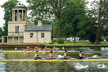 Coxless fours on the course, Henley Royal Regatta, Oxfordshire, England, United Kingdom, Europe