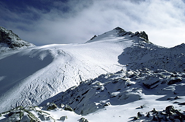 Point Lenana, 4985m, and Lewis Glacier, from top hut, Mount Kenya, UNESCO World Heritage Site, Kenya, East Africa, Africa