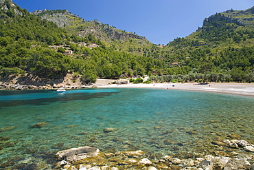 View across the turquoise waters of Cala Tuent near Sa Calobra, Mallorca, Balearic Islands, Spain, Mediterranean, Europe