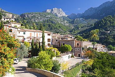 Houses on hillside beneath Puig Major, the island's highest peak, Fornalutx near Soller, Mallorca, Balearic Islands, Spain, Europe