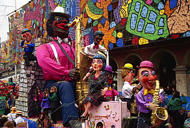 Mardi Gras carnival float passing through Place Massena, Nice, Provence, France, Europe