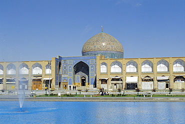 Lotfollah Mosque, Isfahan, Iran, Middle East