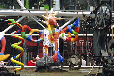 Colourful sculptures of the Tinguely Fountain, Pompidou Centre, Beaubourg, Paris, France, Europe